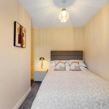 It'S Broadway Baby! Great House Close To City Centre Belfast Bagian luar foto