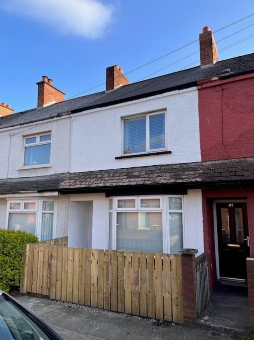 It'S Broadway Baby! Great House Close To City Centre Belfast Bagian luar foto