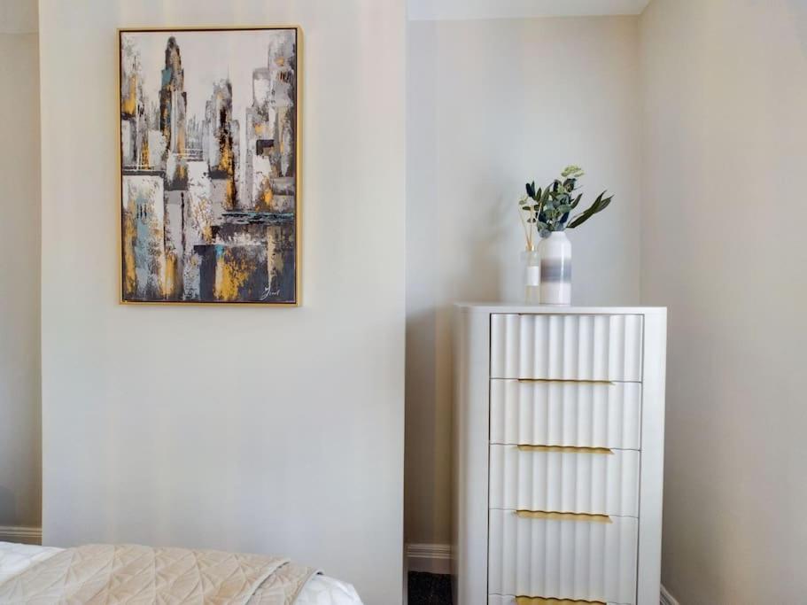 It'S Broadway Baby! Great House Close To City Centre Belfast Bagian luar foto